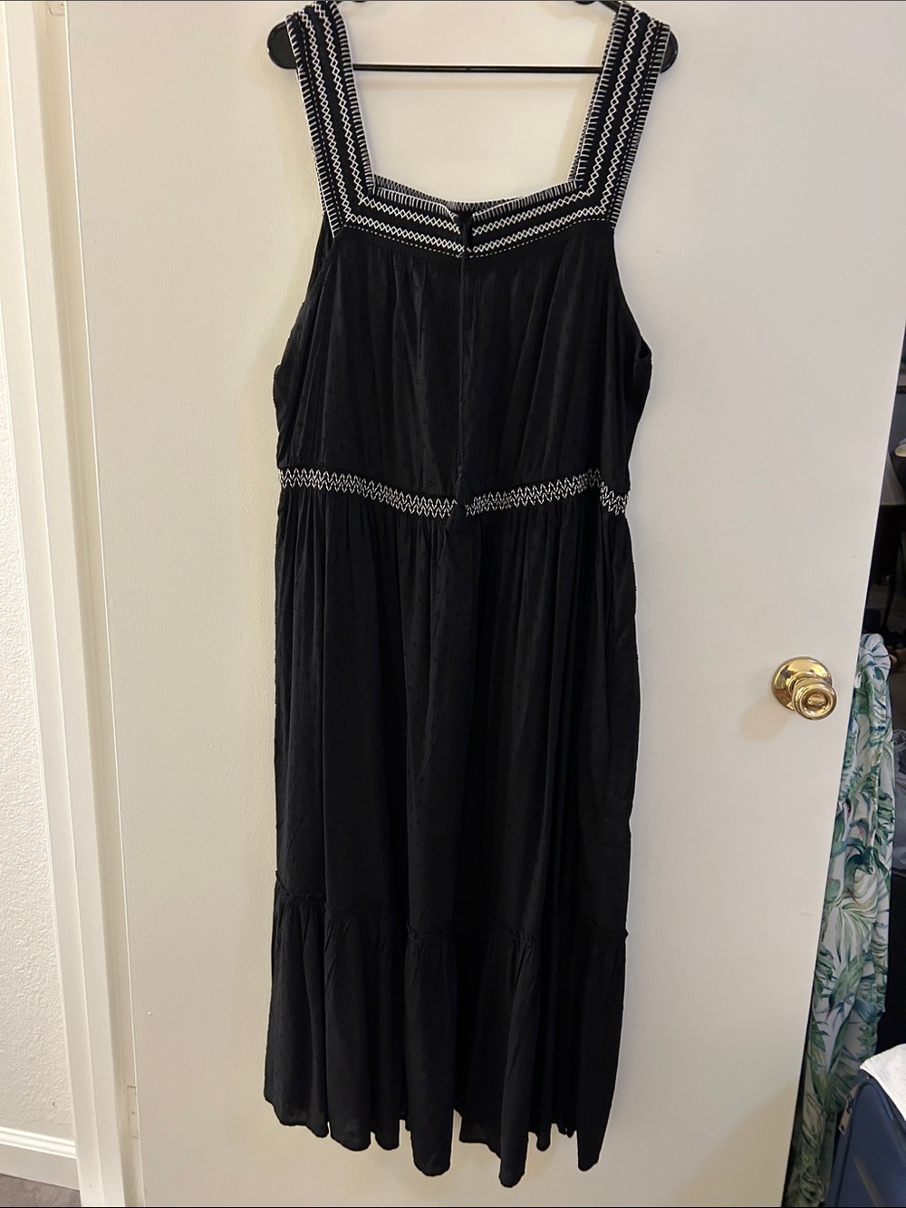 Old Navy Black Midi Dress with White Embroidered Trim. 2X. New - no tags